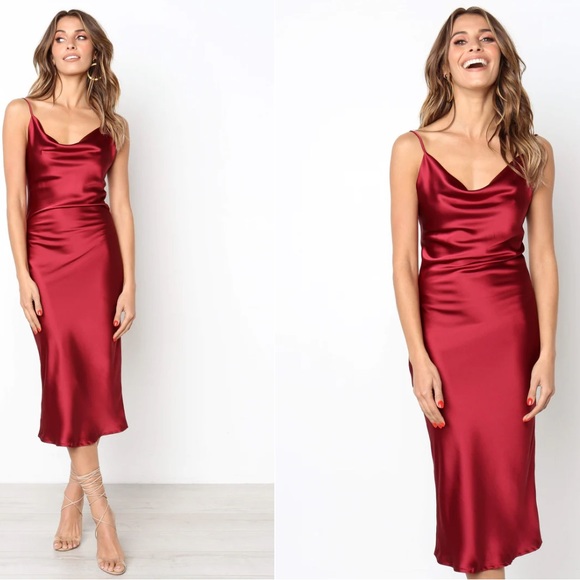 Petal & Pup Dresses & Skirts - NWT Petal and Pup Persia Dress in Wine size 4